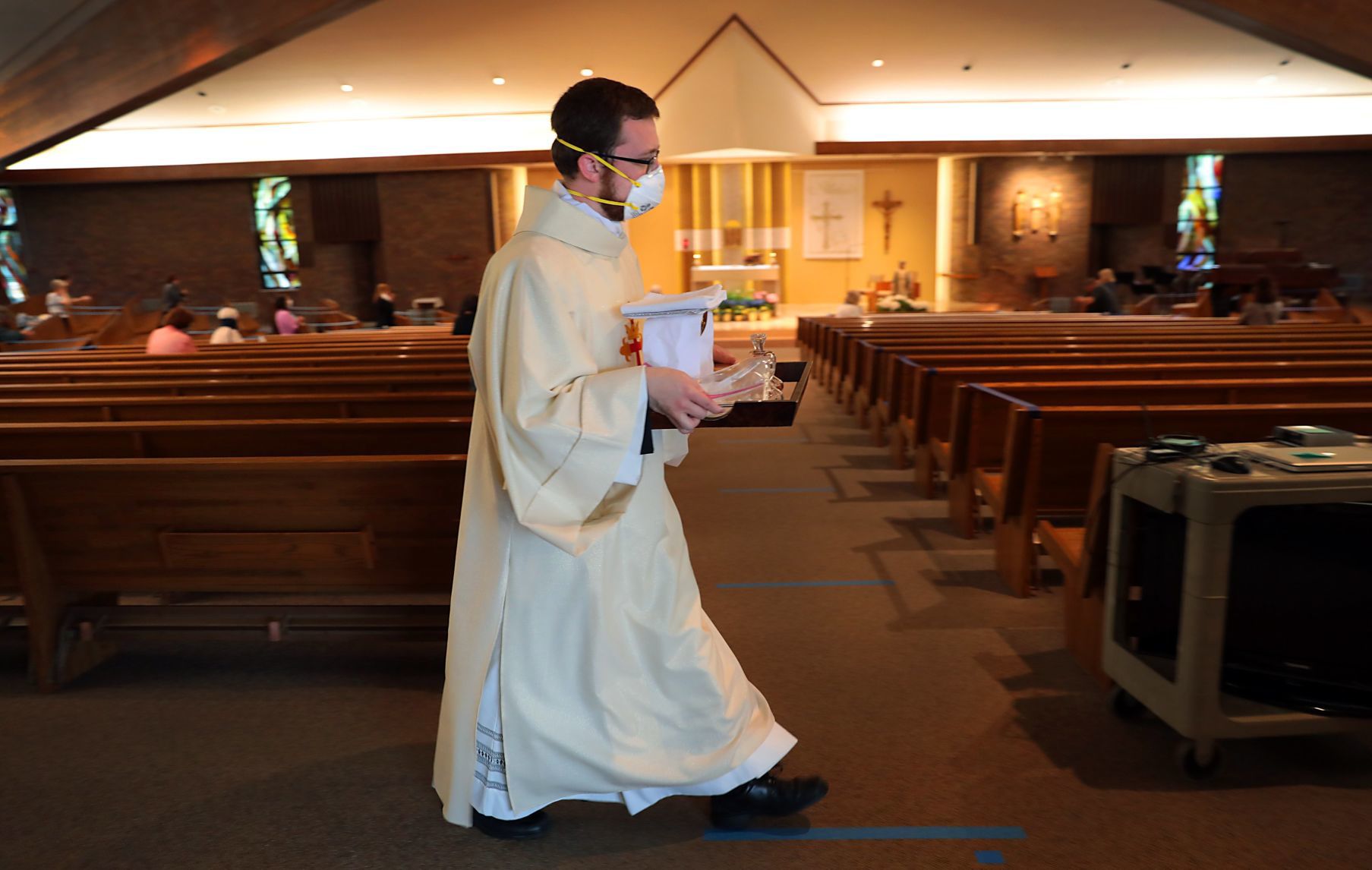 Parishioners return to Mass